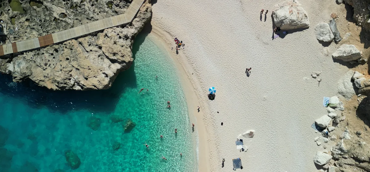 Mare e paesaggi della costa orientale della Sardegna